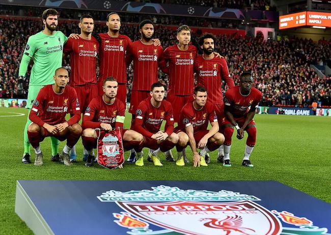 鲁尼：谢什科的控球能力还是比霍伊伦强的，未来会越来越好（鲁尼称谢什科控球胜过霍伊伦，未来更值得期待）