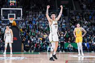 中超比赛亮点：上海海港2-1战胜山东泰山,（中超焦点战：上海海港2比1击败山东泰山）