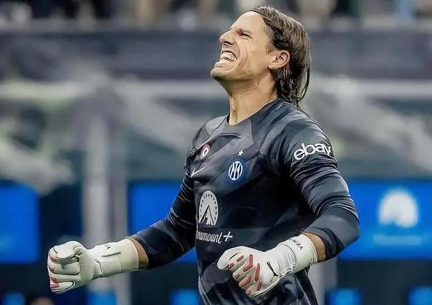 庆幸离开尤文！23岁巴西前锋夺金靴：44场独造34球！身价涨了6倍（离开尤文真明智！23岁巴西锋霸加冕金靴：44战造34球，身价暴涨6倍）