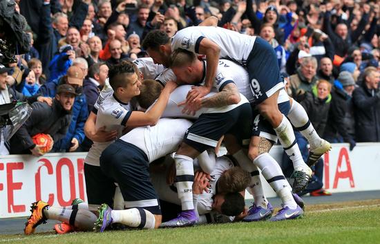 经纪人：如果孔蒂继续执教那不勒斯，洛博特卡可能会要求离队（经纪人：孔蒂若留任那不勒斯，洛博特卡或申请转会）