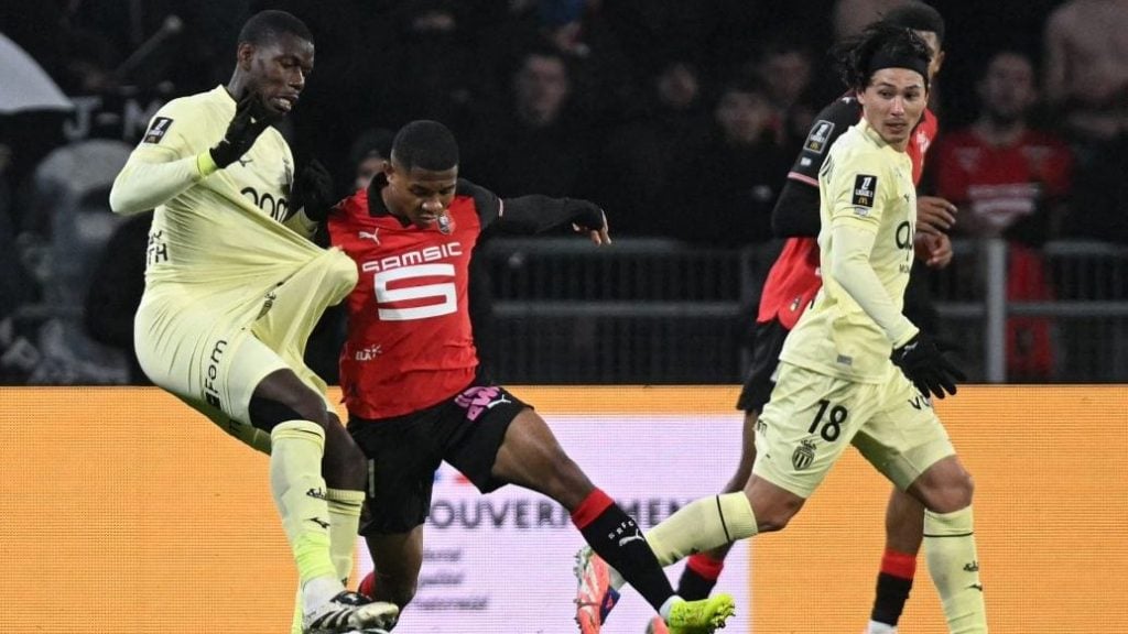 鲁媒：安东尼奥很信任彭啸；李昊大概率出任U22国足主力门将（鲁媒：安东尼奥信赖彭啸，李昊有望出任U22国足主力门将）